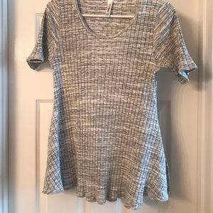 Lularoe perfect tee